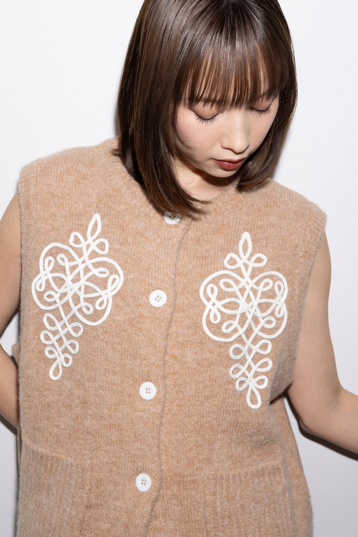 Cord Embroidery Vest