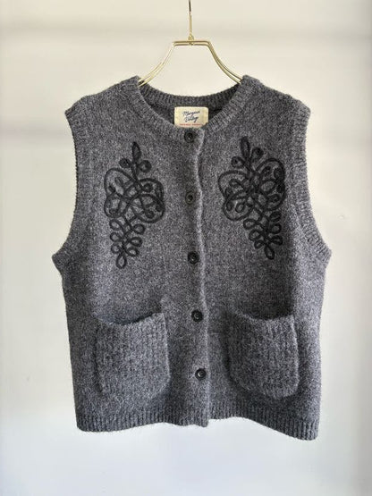 Cord Embroidery Vest