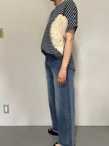 HEART border Tee