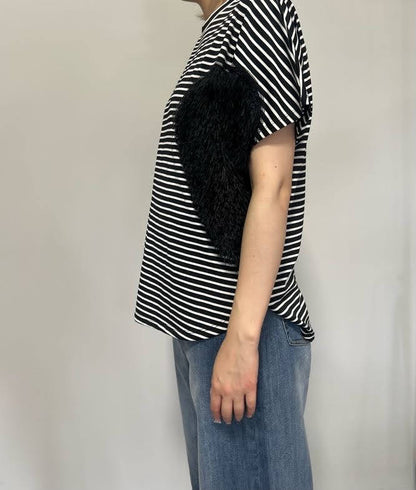 HEART border Tee